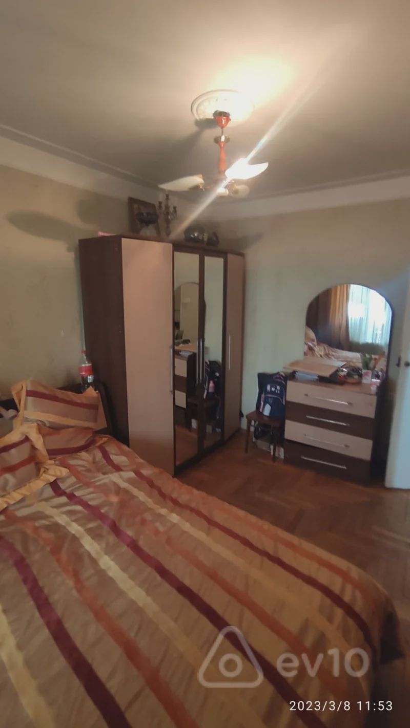 For sale: 4-room apartment (old building), 110 m² — Mənzil, Bakı (8)