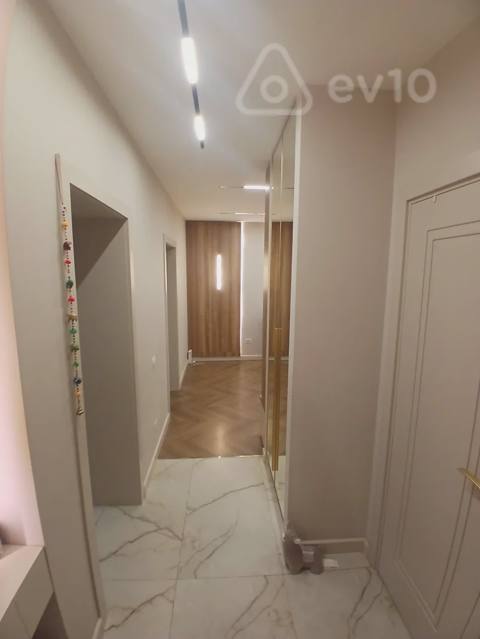 3 otaqlı mənzil, 65 m², Neftçilər.M — Bakı