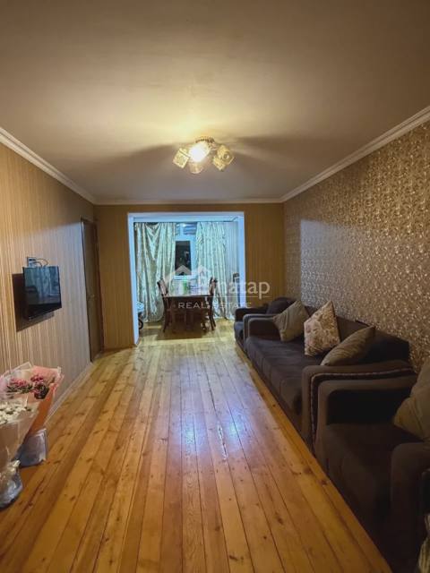 İcarəyə verilir 3 otaqlı köhnə tikili 70 m², Neftçilər metrosu, Nizami rayonu — 140 ₼ · Bakı · Daşınmaz əmlak İcarəyə verilir 3 otaqlı köhnə tikili 70 m², Neftçilər metrosu, Nizami rayonu — Bakı