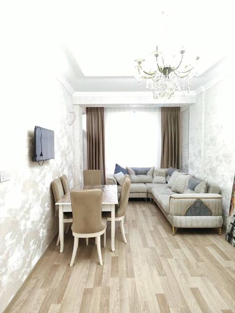 Satılır 2 otaqlı yeni tikili 73 m² — 180 000 ₼ · Baku · Mənzil Satılır 2 otaqlı yeni tikili 73 m² — Baku