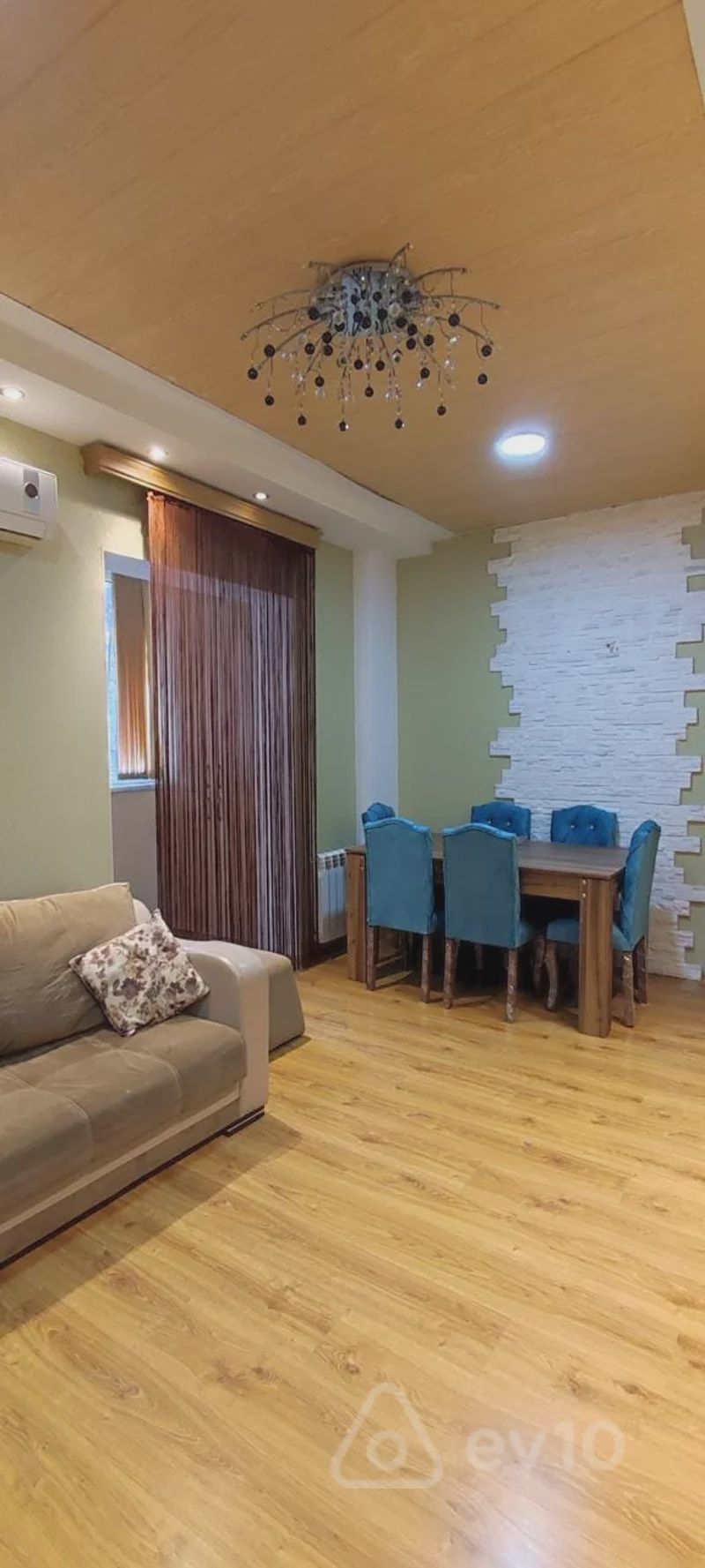 For sale: 2-room apartment (old building), 45 m² — Mənzil, Bakı (3)