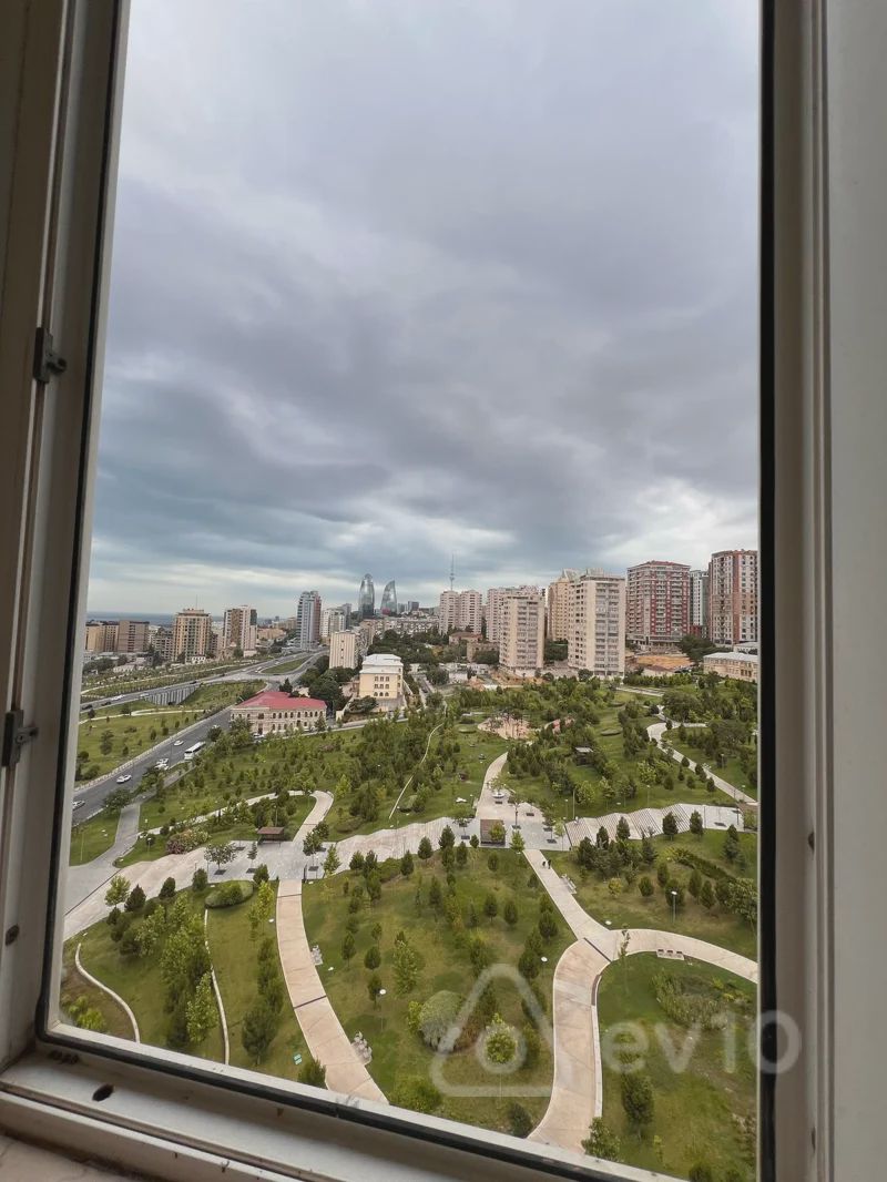 For sale: 4-room apartment (new building), 195 m² — Mənzil, Bakı (10)