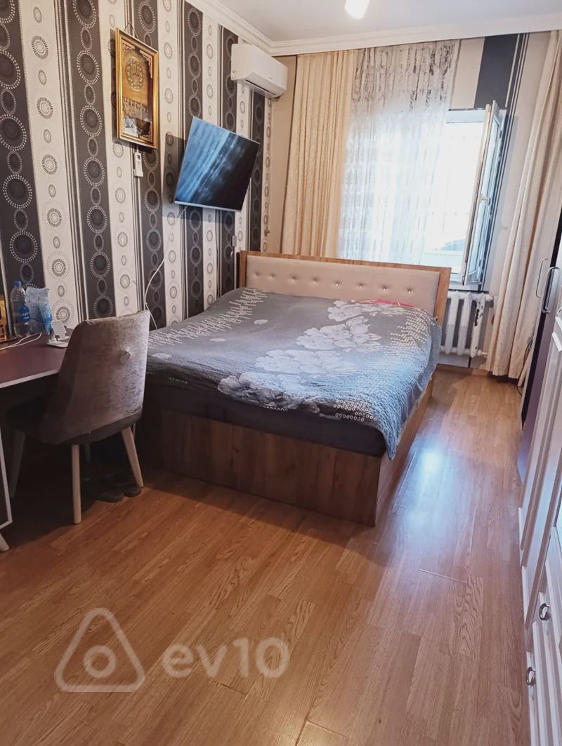 For sale: 3-room apartment (old building), 80 m² — Mənzil, Bakı (6)