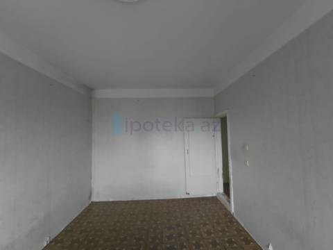 Satılır: 3 Otaq, Köhnə tikili, Yasamal r., 70.00 m² — Xocəsən