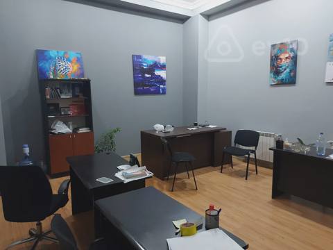 Ofis, 30 m², Nərimanov metrosu — kirayə — 550 ₼ · Bakı · Ofis Ofis, 30 m², Nərimanov metrosu — kirayə — Bakı