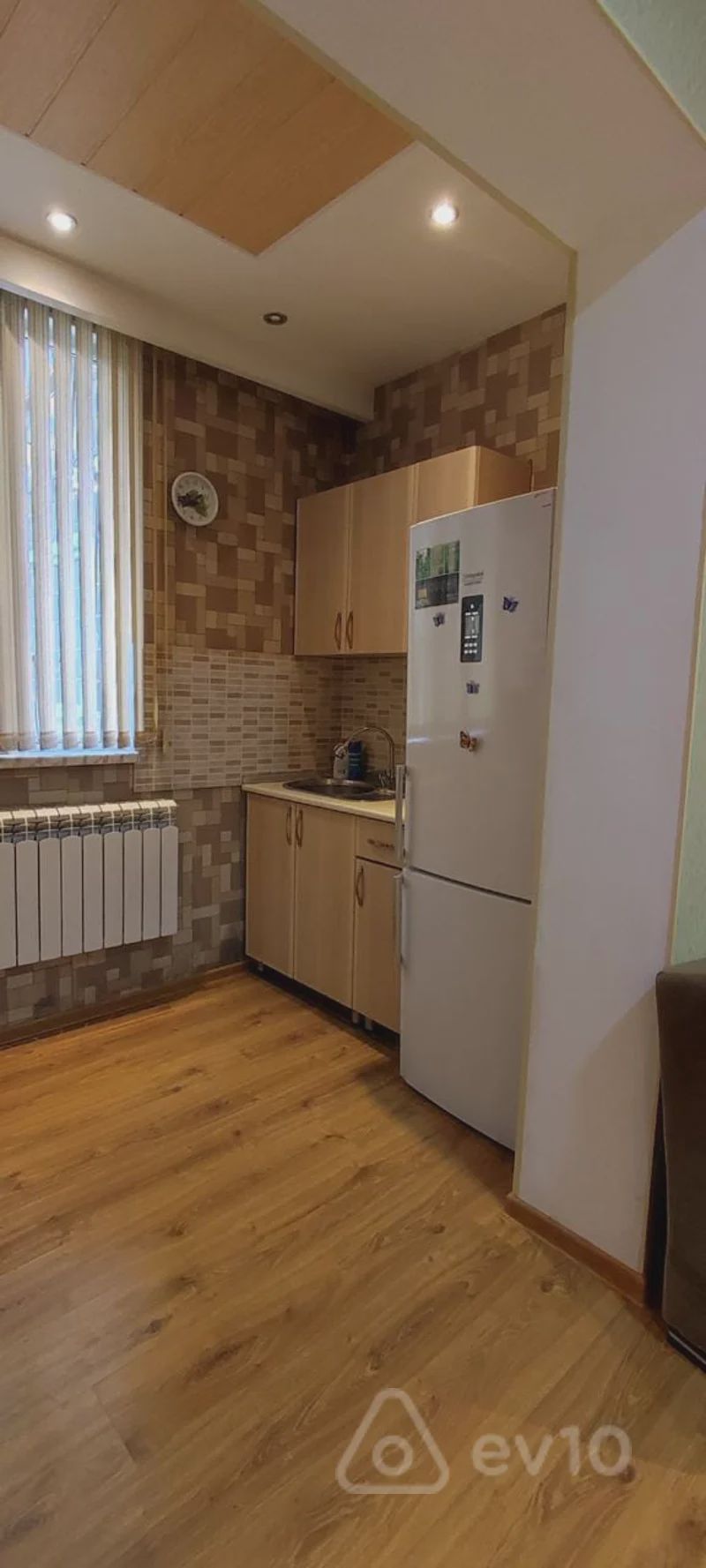 For sale: 2-room apartment (old building), 45 m² — Mənzil, Bakı (11)