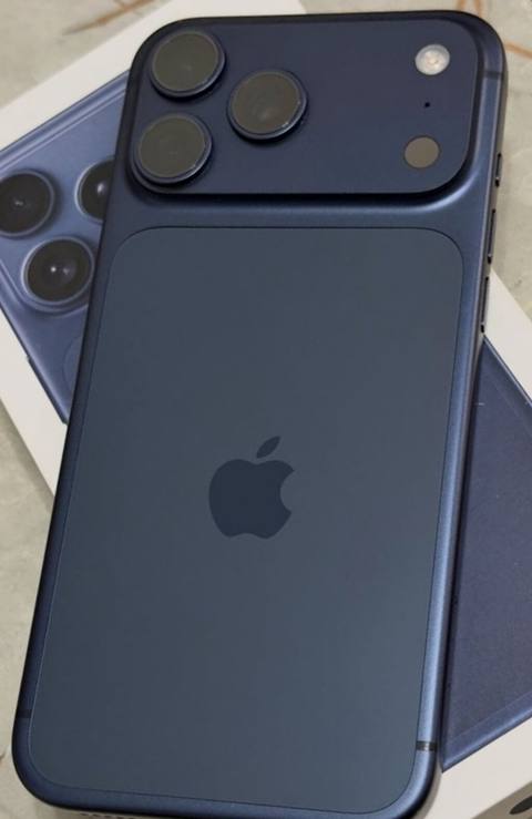 IPhone 17 Pro Max, 256 GB, Mavi, Zəmanət — Баку
