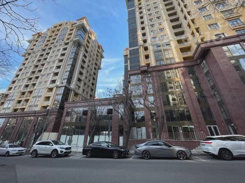 3 otaqlı mənzil, 112 m², Təbriz küçəsi — Bakı