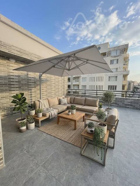 5 otaqlı mənzil, 250 m², Nermanov rayonu — kirayə — 2 200 ₼ · Баку · Mənzil 5 otaqlı mənzil, 250 m², Nermanov rayonu — kirayə — Баку