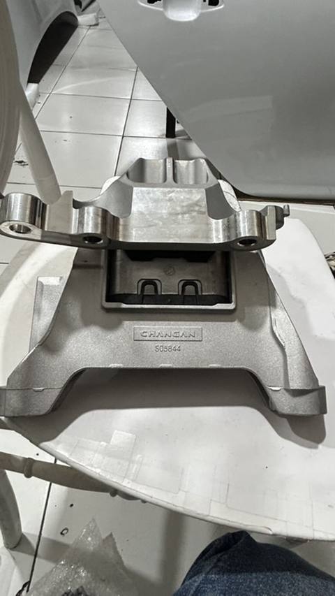 1001770-CV06 Changan Uni-Z Motor Paduşkası — Motor paduşkası, motor — 170 ₼ · Baku · Mühərriklər 1001770-CV06 Changan Uni-Z Motor Paduşkası — Motor paduşkası, motor — Baku