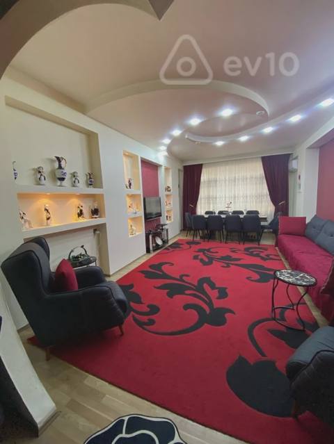 3 otaqlı mənzil, 135 m², Albalı uşaq bağçasının binası — Баку