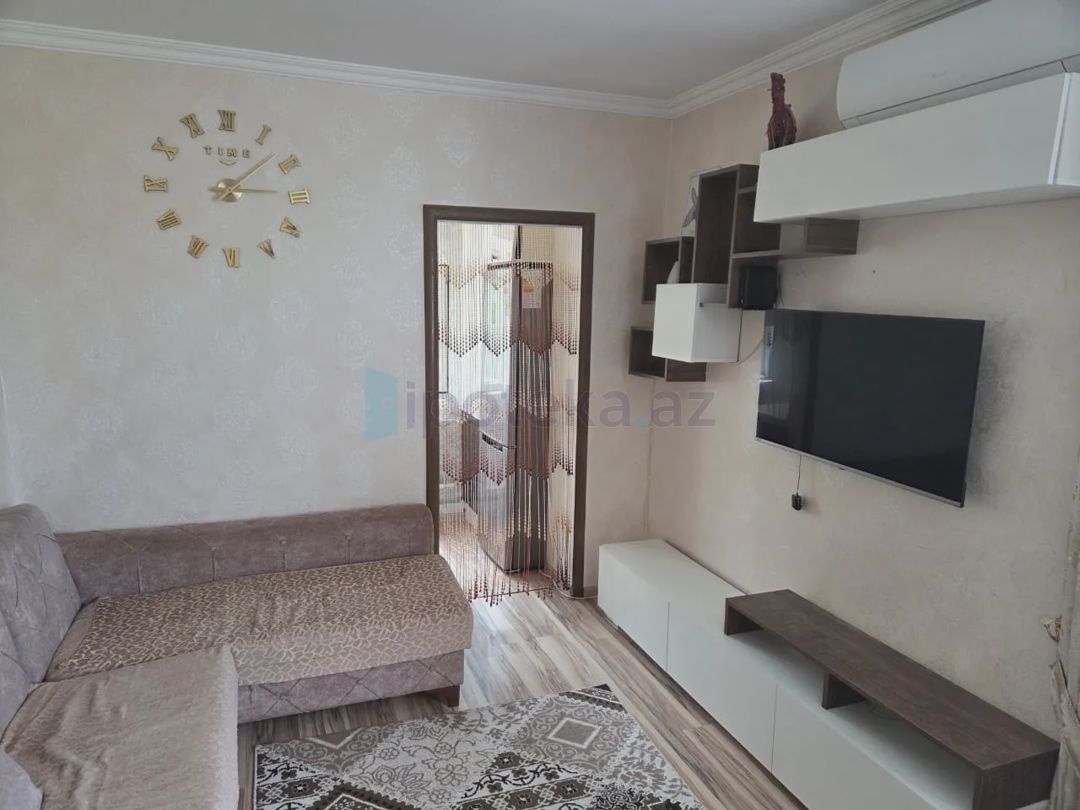 For sale: 2-room apartment (old building), 40 m² — Mənzil, Xırdalan (5)
