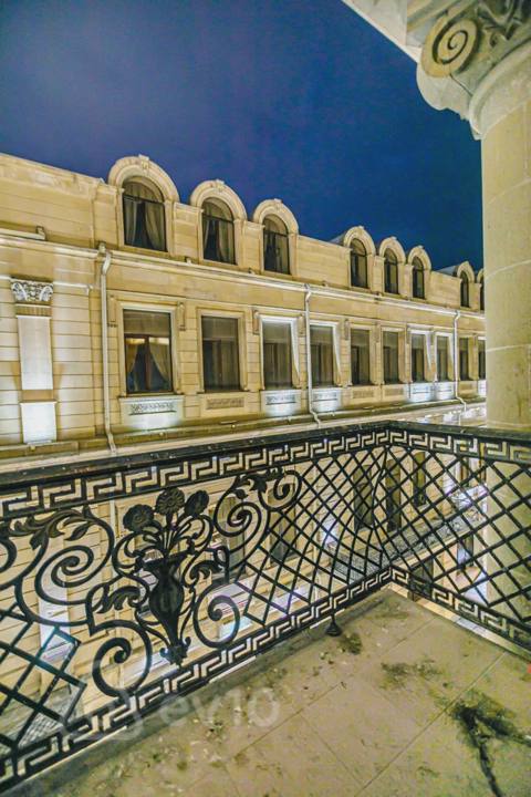 4 otaqlı mənzil, 170 m², Zərifə Əliyeva 28 28 — kirayə — Баку