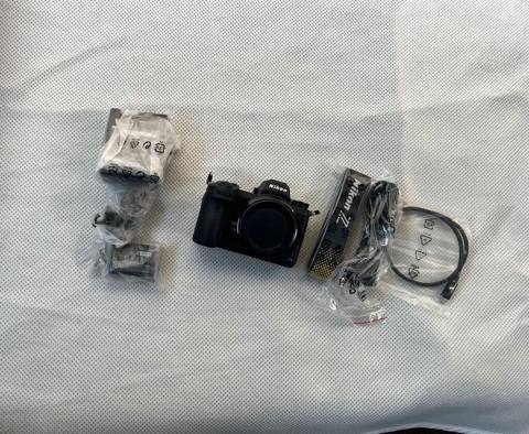 Nikon Z seriyalı mirrorless fotoaparat gövdəsi və aksesuar dəsti — 4 000 ₼ · Baku · Fotoaparat Nikon Z seriyalı mirrorless fotoaparat gövdəsi və aksesuar dəsti — Baku