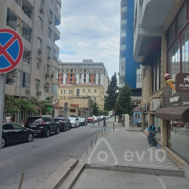 For sale: 3-room apartment (new building), 136 m² — Mənzil, Bakı (2)