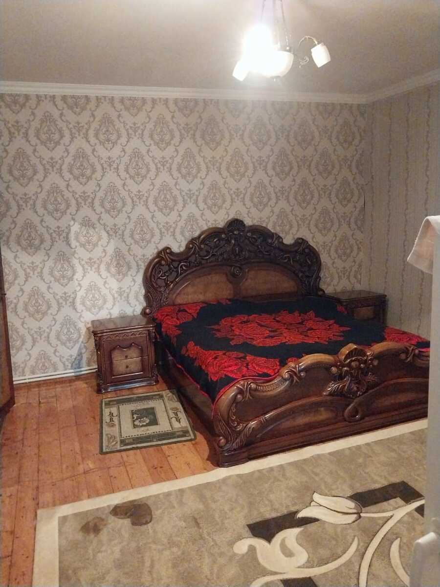 For sale: 3-room apartment (old building), 100 m² — Mənzil, Bakı (8)
