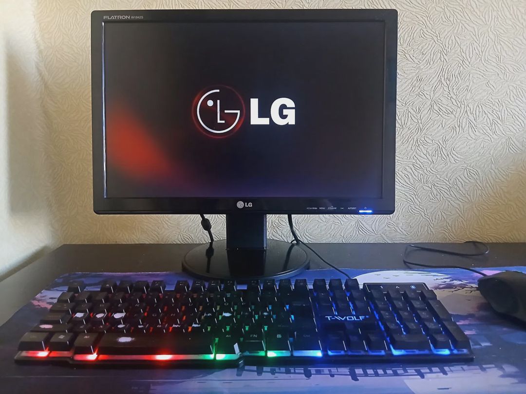 Monitor LG Flatron W1942S-PF 19 düym — Digər monitorlar (2)