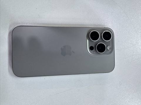 IPhone 15 Pro, Natural Titanium, Face ID — Баку
