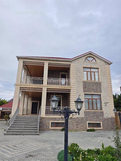 Kirayə 6 otaqlı Həyət evi / Villa, 200 m², Nizami rayonu — 15 000 ₼ · Bakı · Ev, villa Kirayə 6 otaqlı Həyət evi / Villa, 200 m², Nizami rayonu — Bakı