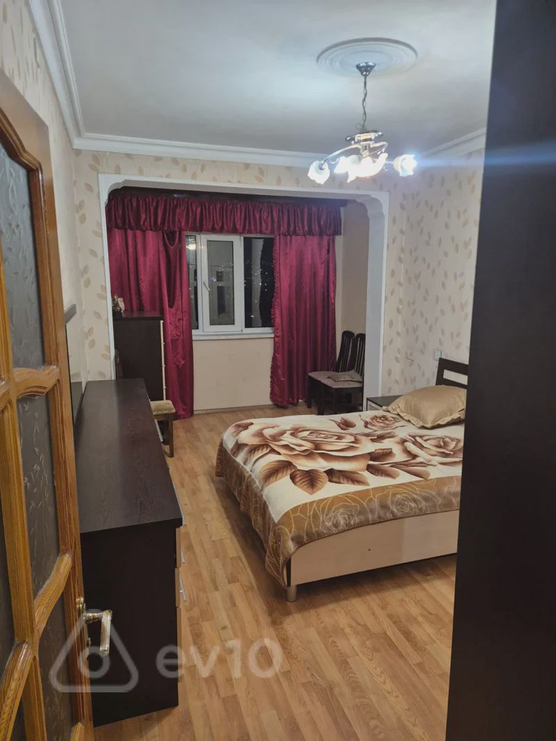 For sale: 3-room apartment (old building), 80 m² — Mənzil, Bakı (4)