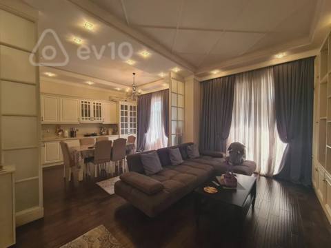 3 otaqlı mənzil, 111 m², Mərkəzi Bulvar kucəsi — kirayə — Баку