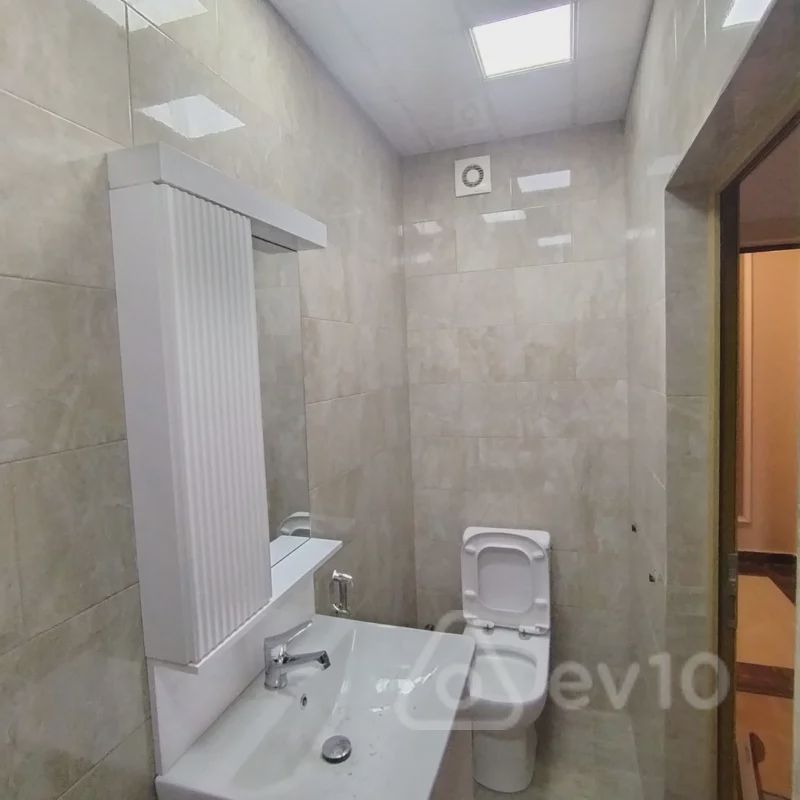 For sale: 2-room apartment (new building), 62 m² — Mənzil, Bakı (12)