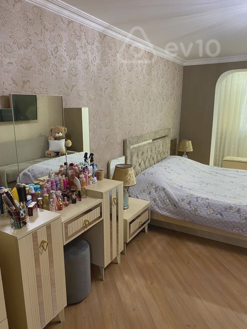 Satılık 3 odalı daire (eski bina), 80 m² — Mənzil, Bakı