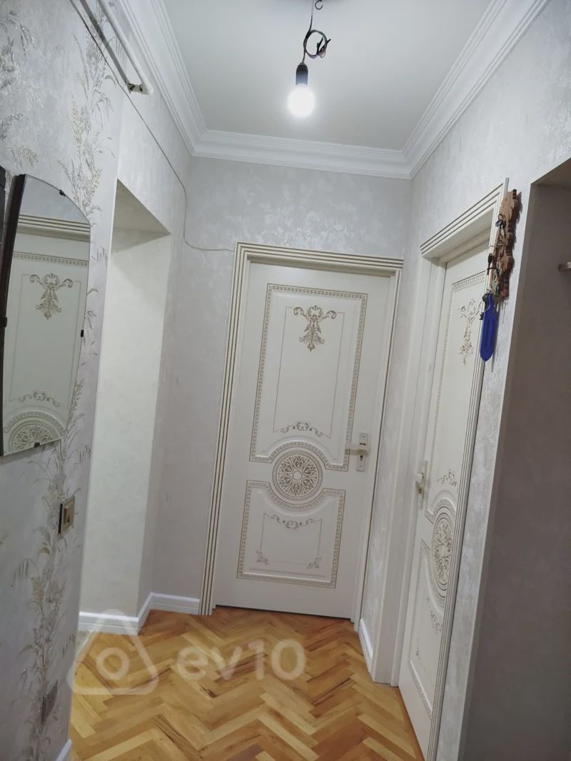 For sale: 3-room apartment (old building), 75 m² — Mənzil, Bakı (4)