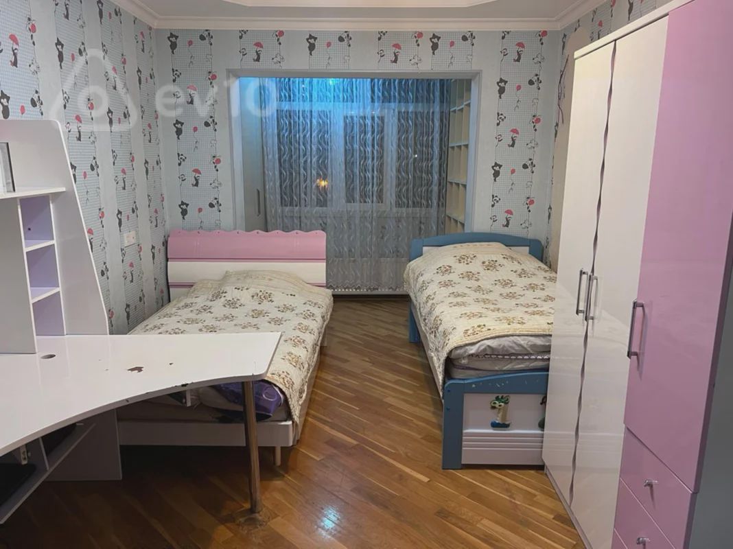 For rent: 4-room apartment (old building), 110 m² — Mənzil, Bakı (6)