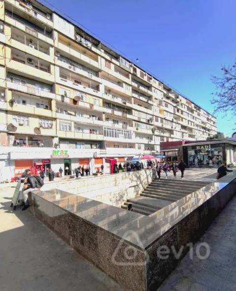 4 otaqlı mənzil, 110 m², Əhmədli m.M.Hadi küç — Baku