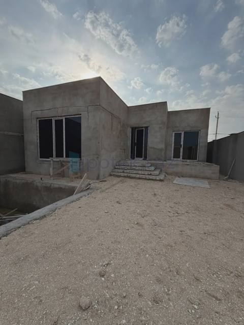 Satılır: 4 Otaq, Bağlar, Xəzər r., Şüvəlan q., 170.00 m² — 235 000 ₼ · Torpaq Satılır: 4 Otaq, Bağlar, Xəzər r., Şüvəlan q., 170.00 m²