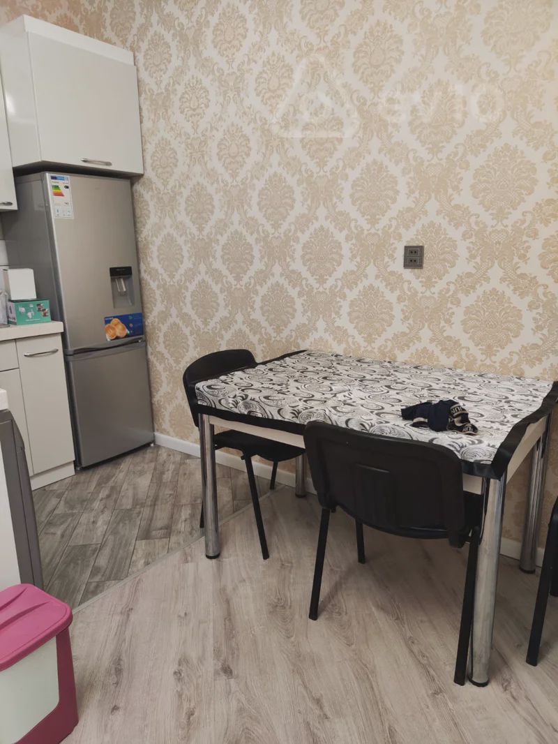 For rent: 2-room apartment (new building), 70 m² — Mənzil, Bakı (9)