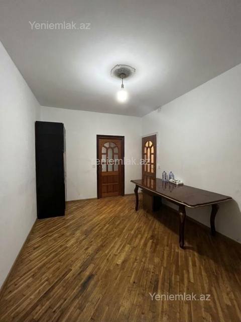 Satılır 2 otaqlı Bina evi menzil (Köhnə tikili), 60 m², Nəsimi rayonu — Bakı