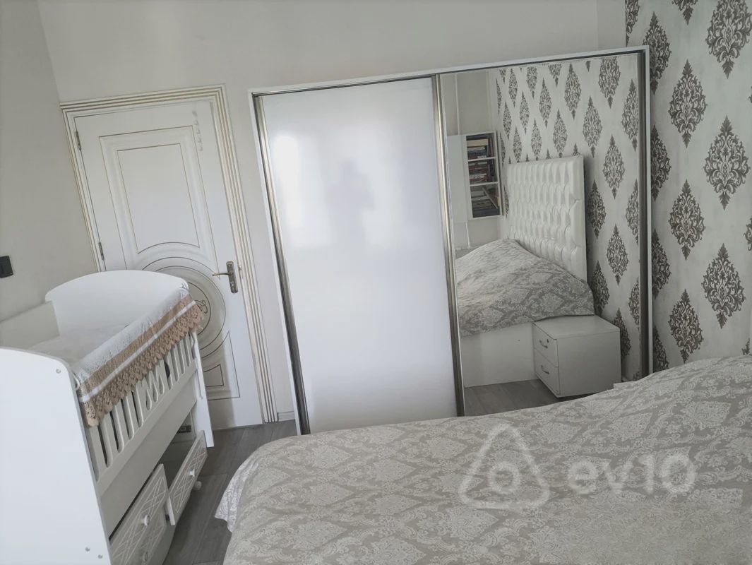 For sale: 3-room apartment (old building), 75 m² — Mənzil, Bakı (8)