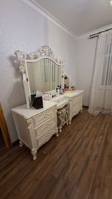 Termo satılır 220 azn. Alinib 660 azn Mdf mebelmaşın boyalı — Furniture