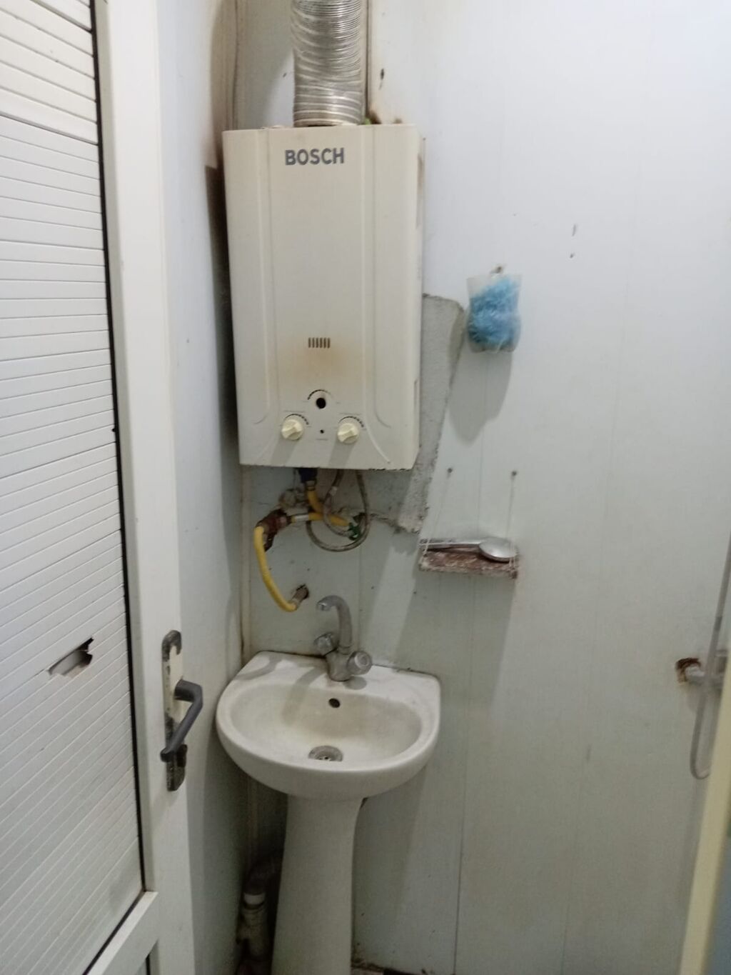 Menzil ecemi metrosuna 2 deqiqelik mesafede yerlesir. 1 otaqdan 2 — Daşınmaz əmlak, Bakı (5)