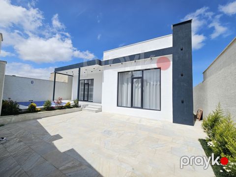 Satılır 4 otaqlı həyət evi/bağ evi 140 m²