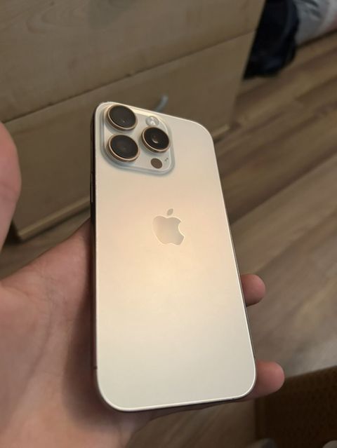 IPhone 16 Pro, 128 GB, Qızılı, Face ID