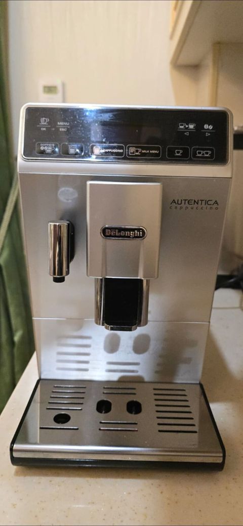 Kofe aparatl. *SEVA XİRDALAN* DeLonghi Autentica markalı kofe aparatı