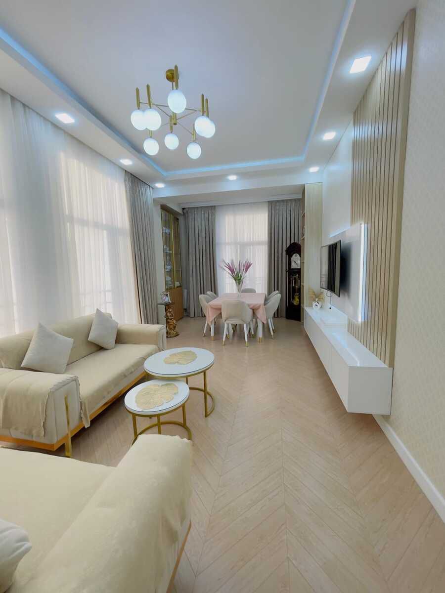 Satılır 4 otaqlı yeni tikili 130 m² — Mənzil, Bakı (2)
