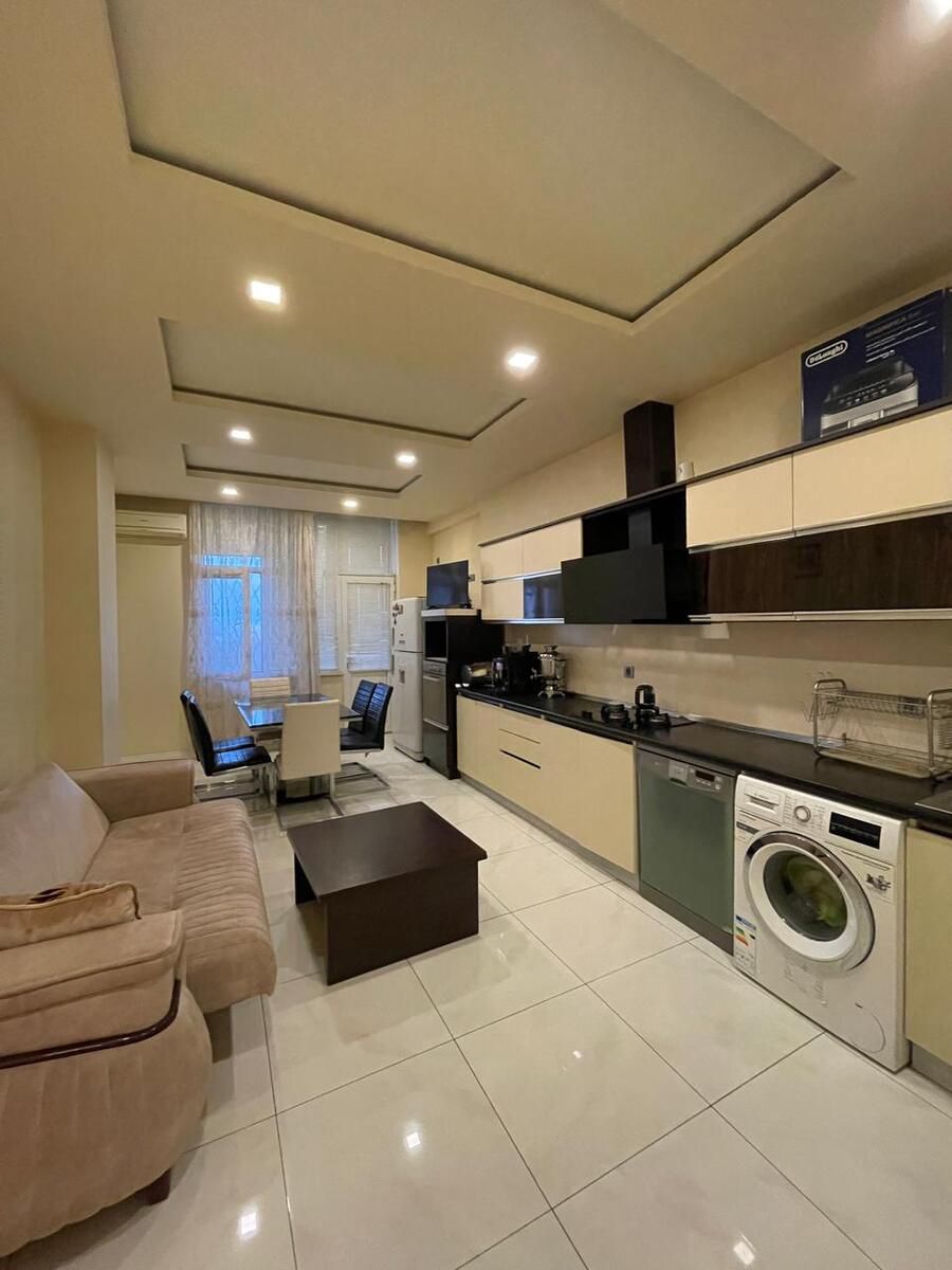 Satılır 4 otaqlı yeni tikili 198 m² — Mənzil, Bakı (6)