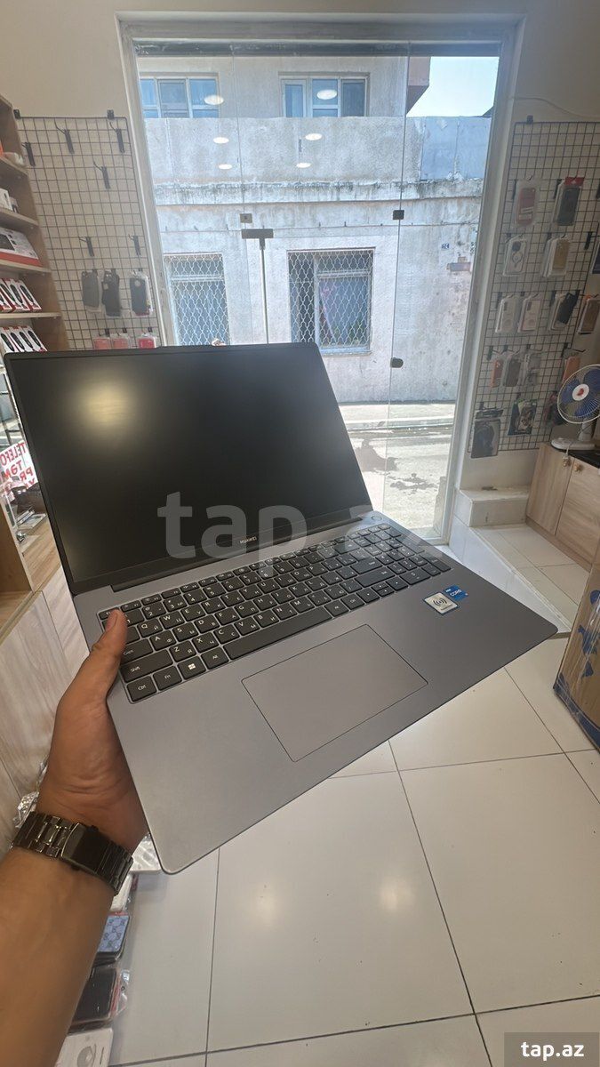 Noutbuk Huawei - 1