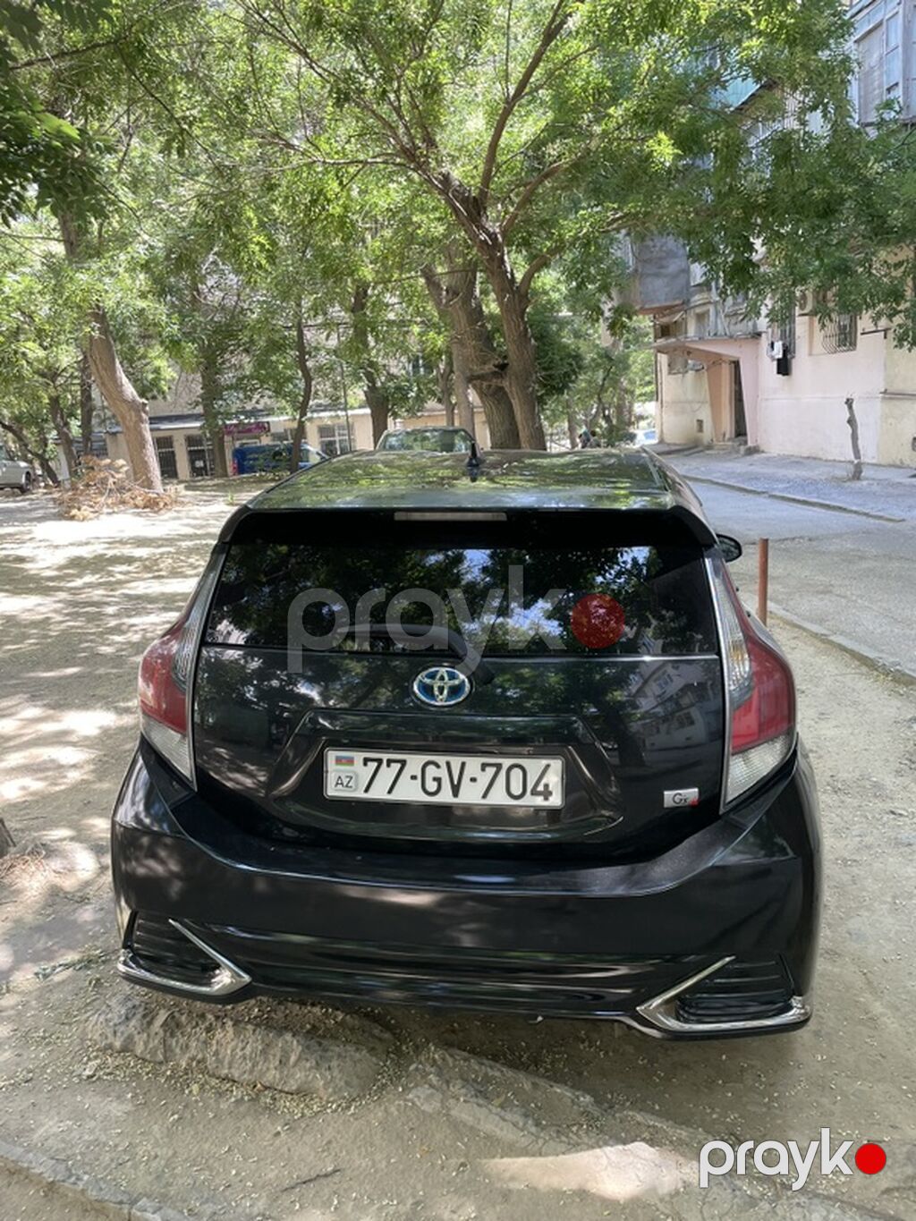 Toyota Aqua hibrid hetçbek - Korpus: 5 qapılı, qara rəng - Mühərrik — Avto, Bakı (5)