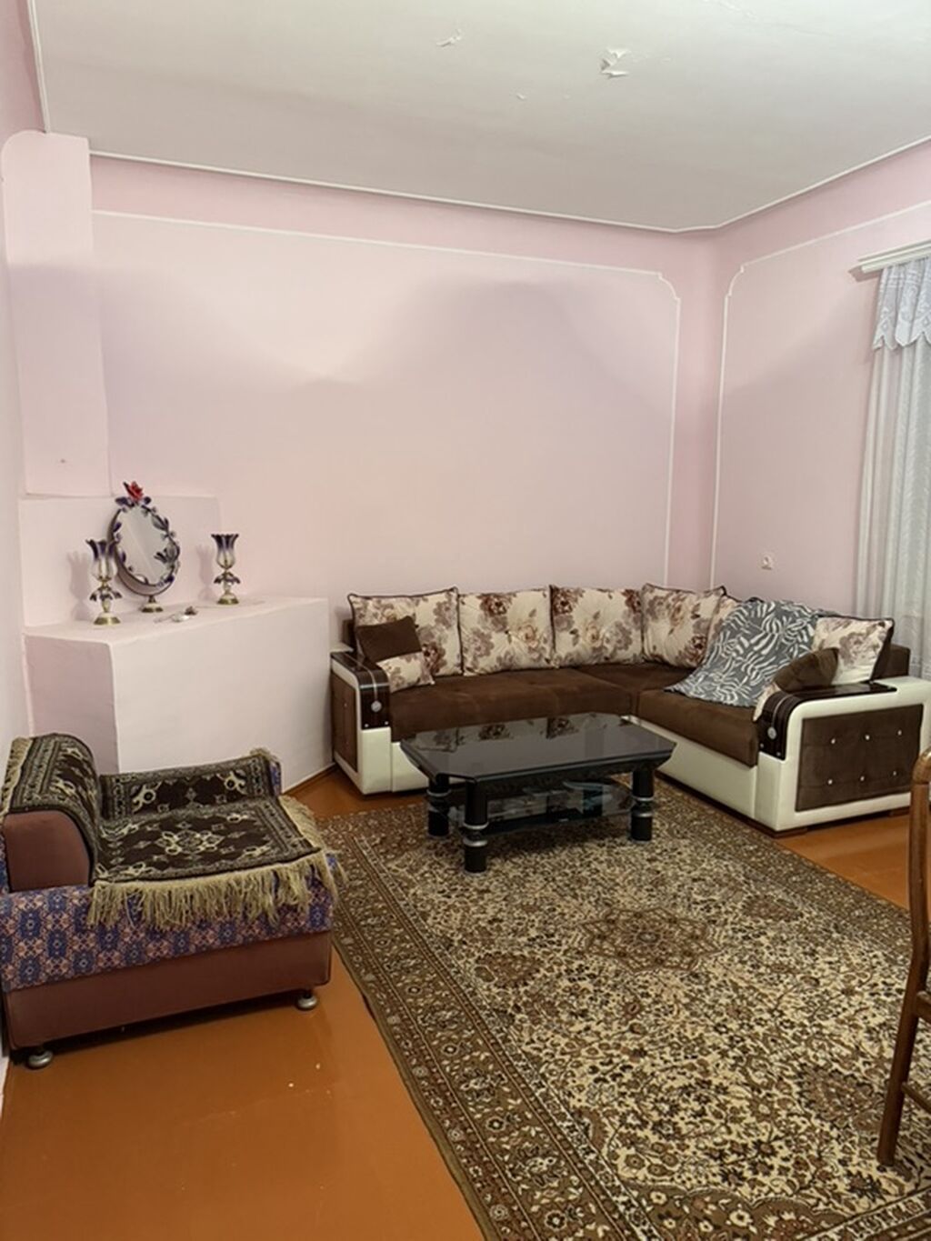 Novxanıda elit məhlədə hovuzlu ev kirayə verirəm. İki mətbəx, 3 otaq — Daşınmaz əmlak, Novxanı (4)