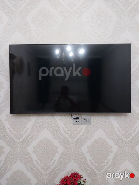 Divara quraşdırılan düz ekran televizor - Ekran ölçüsü: təxminən