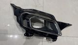 Bmw X7 arxa buferin sağ tərəf egzoz başlığı salaska ilə bir yerdə — Anar