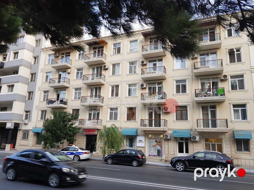 Satılır 3 otaqlı köhnə tikili 63 m² — Mənzil, Bakı (12)