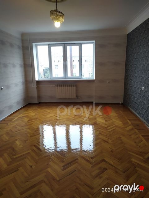Satılır 3 otaqlı köhnə tikili 63 m²