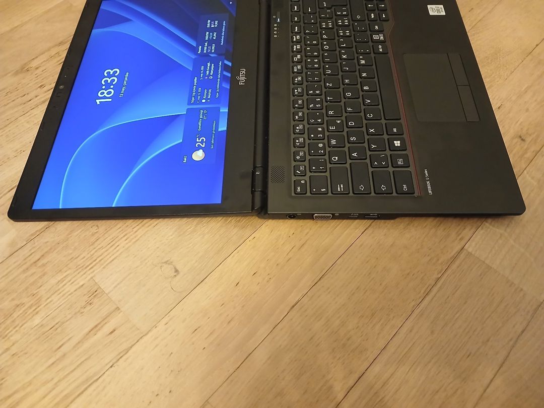 Noutbuk Fujitsu LifeBook-U7410 — Elektronika, Bakı (8)