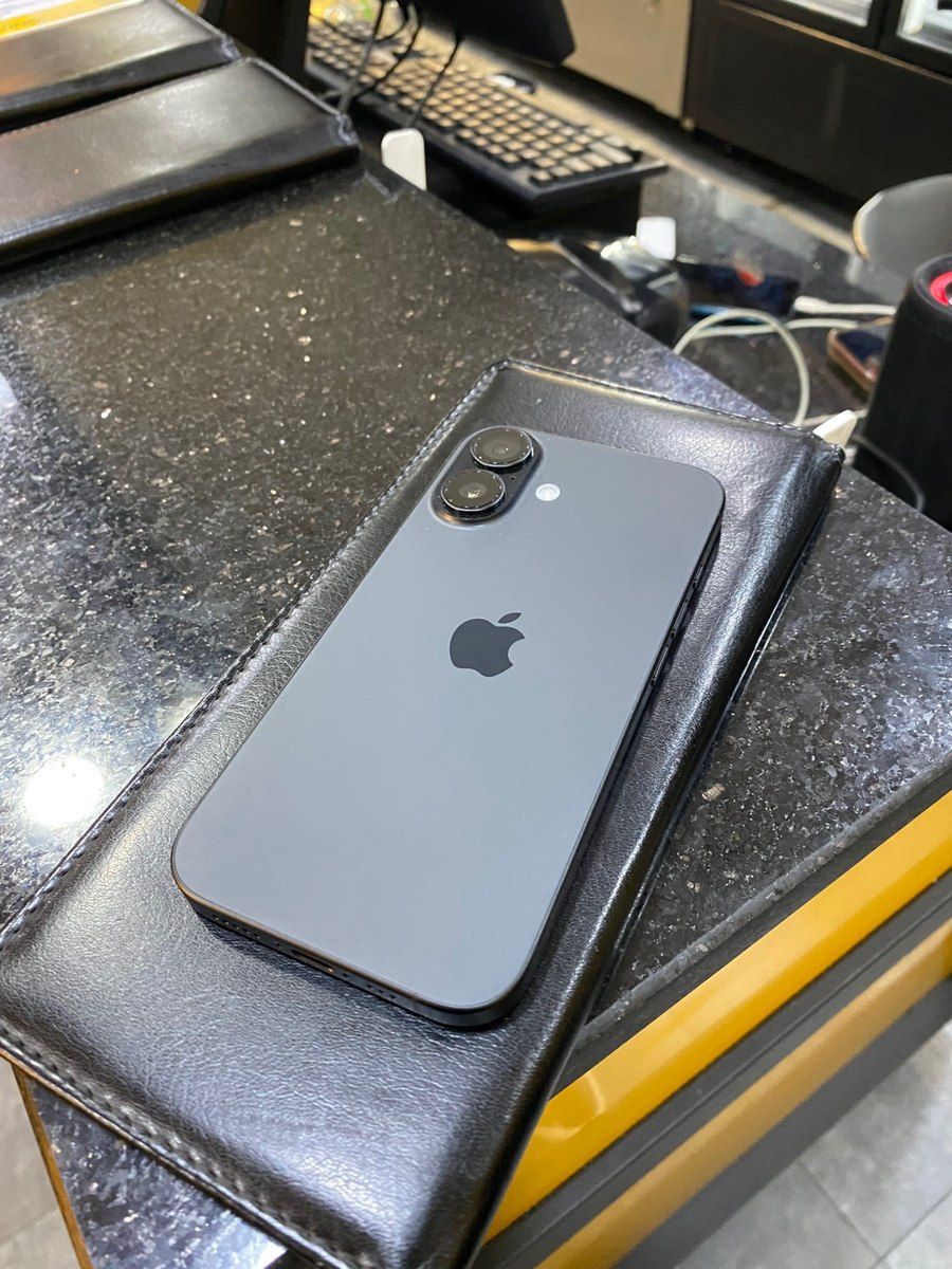 Apple iPhone 16 Black 128GB/8GB — Smartfonlar, Bakı (2)